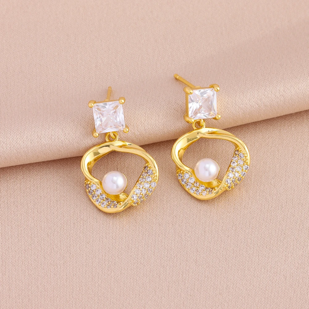 18K Gold-Plated Layered Pearl Necklace Set — Tarnish-Free - Image 4